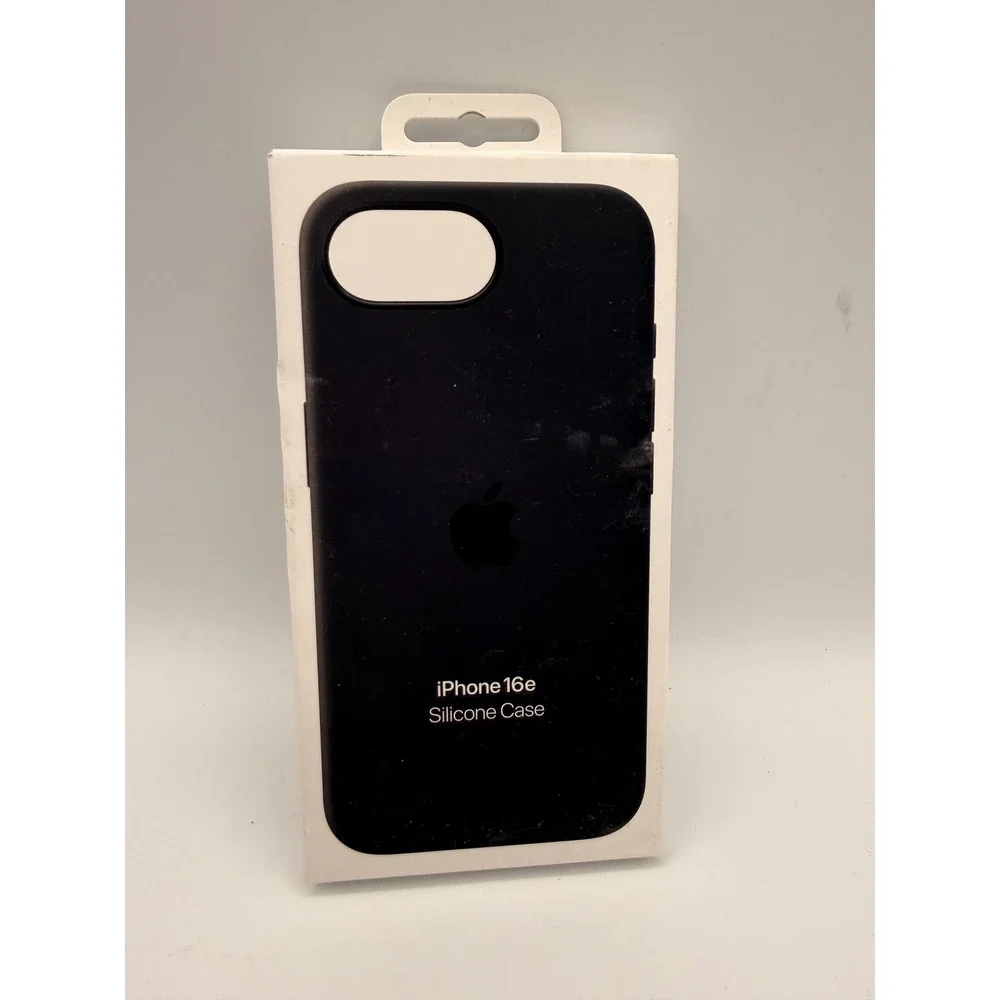 Apple Silicone Case iPhone 16e Black New MD3N4ZM/A Protective Cover